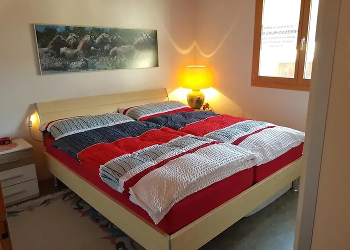 Neuwertige 3 ½ Zimmer-Wohnung In Zillis/Andeer