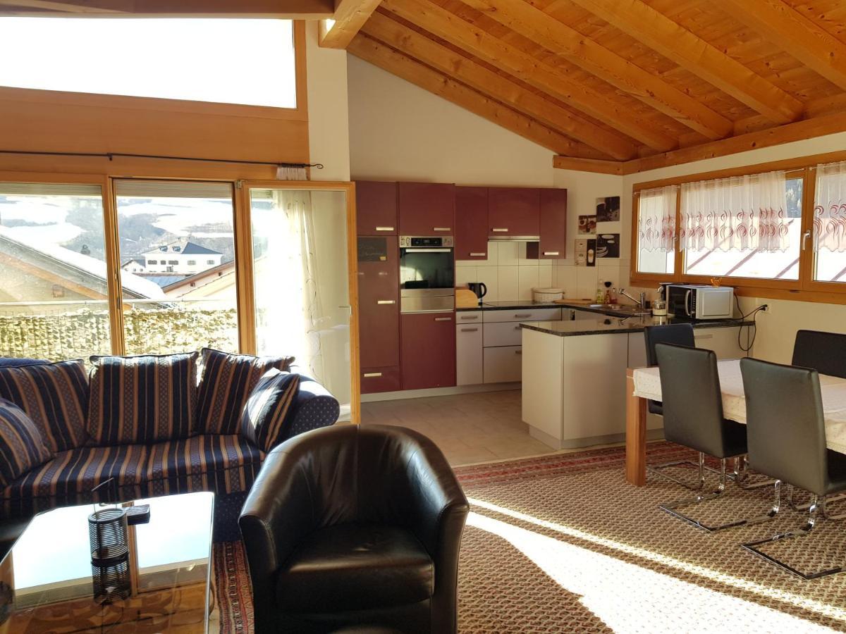 Neuwertige 3 ½ Zimmer-wohnung In Zillis/andeer Appartement *