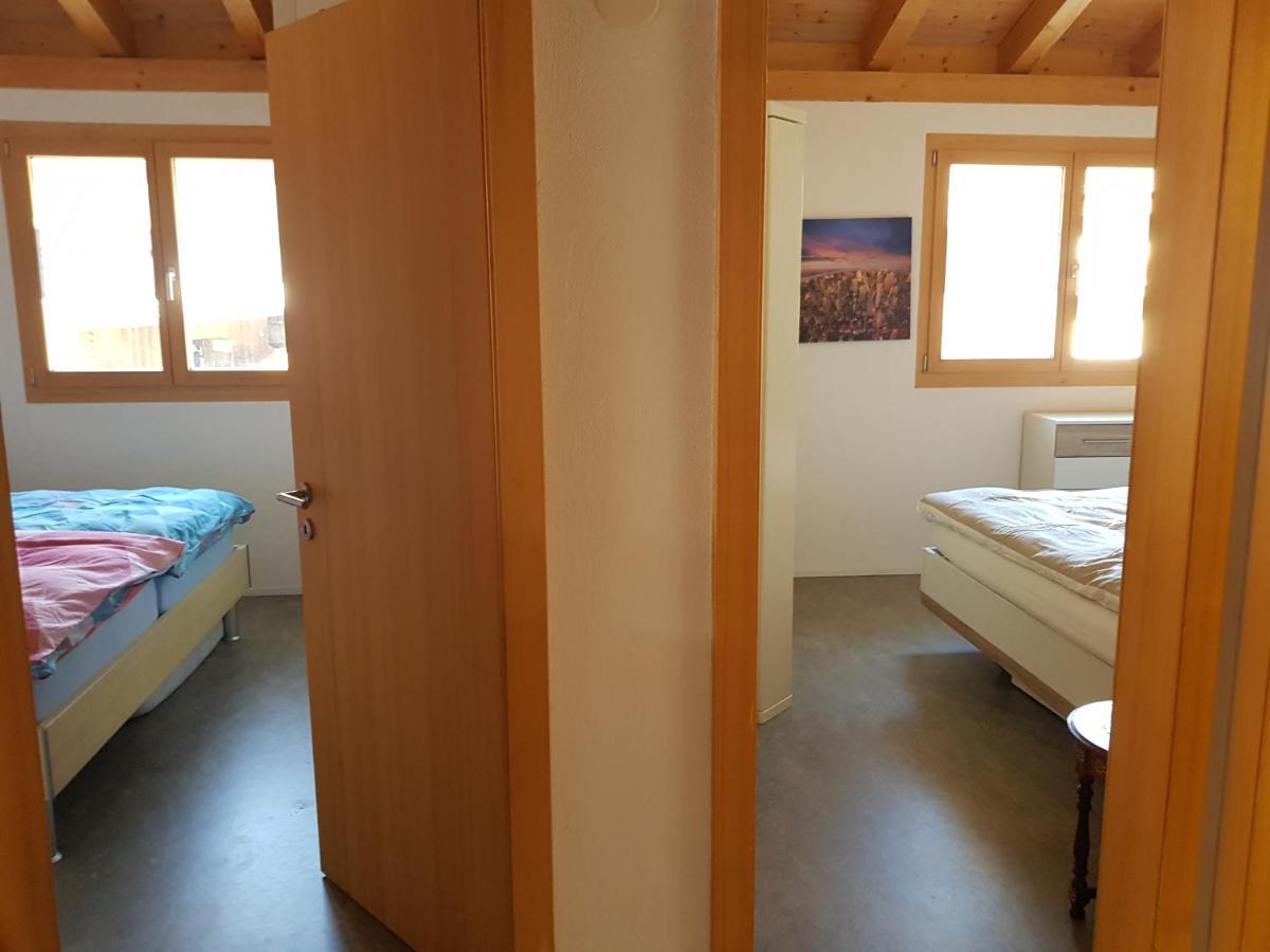 Appartement Neuwertige 3 ½ Zimmer-wohnung In Zillis/andeer