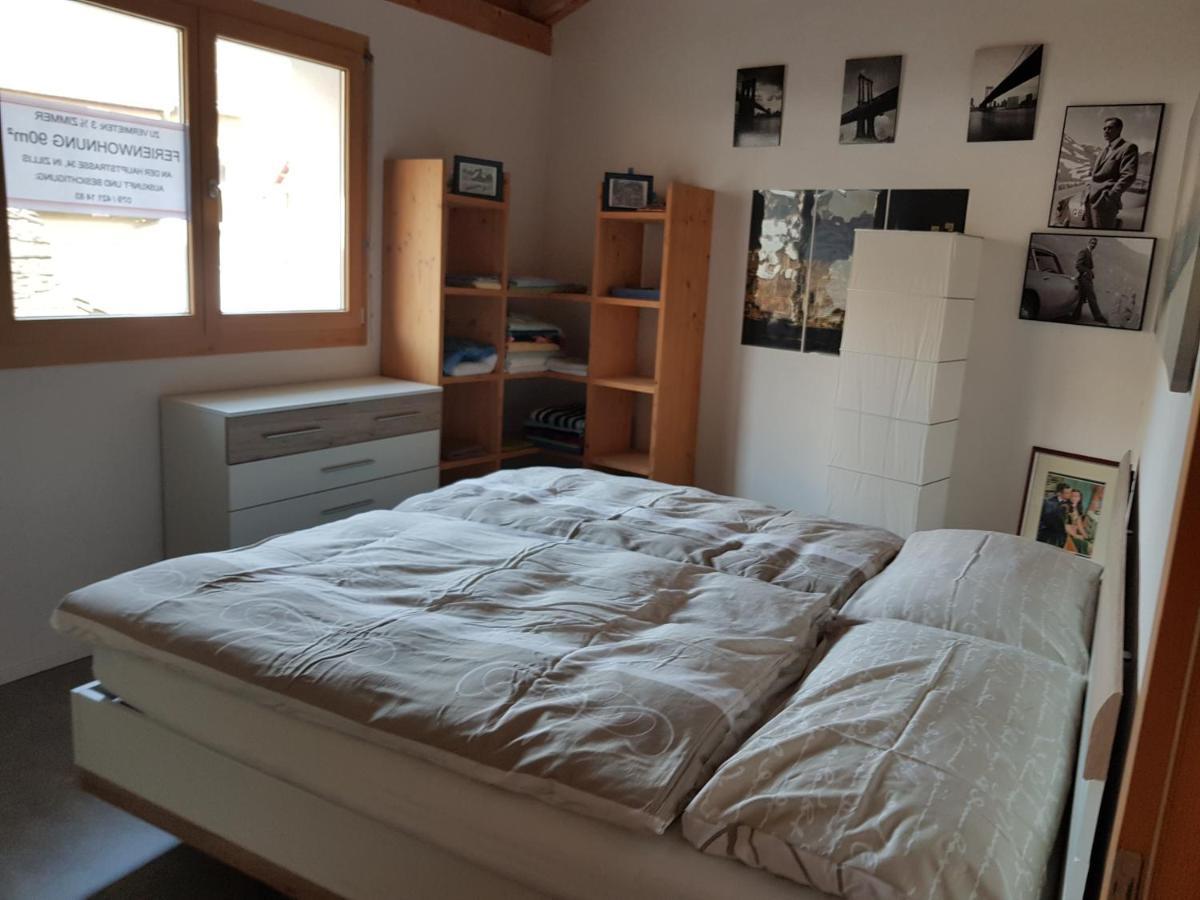 Apartment Neuwertige 3 ½ Zimmer-wohnung In Zillis/andeer Zillis