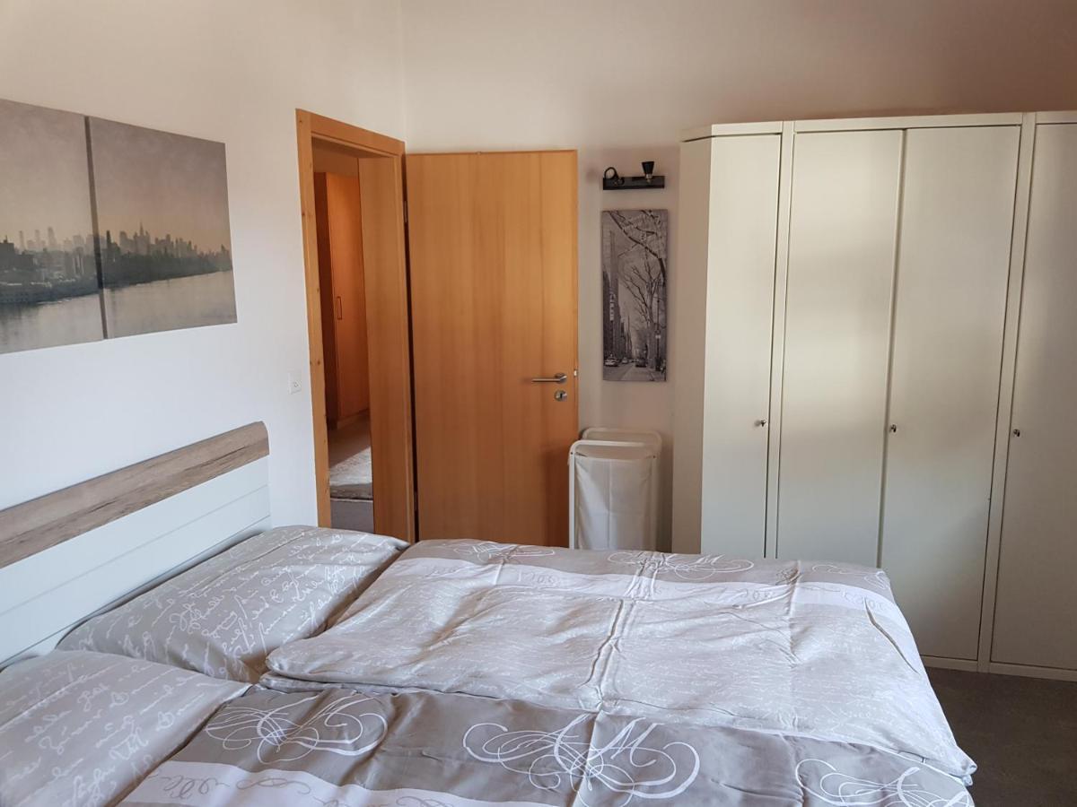 Neuwertige 3 ½ Zimmer-wohnung In Zillis/andeer *